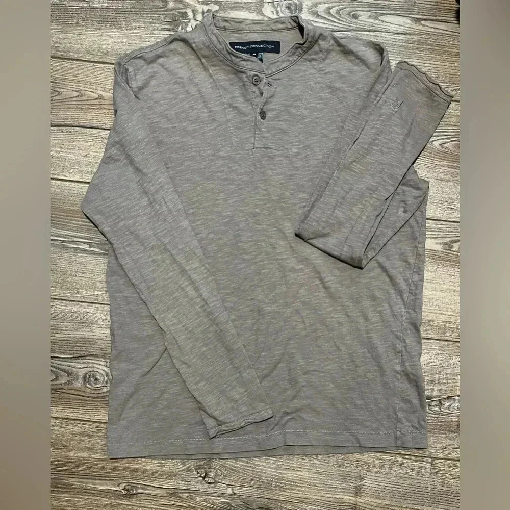 Men’s French connection medium top